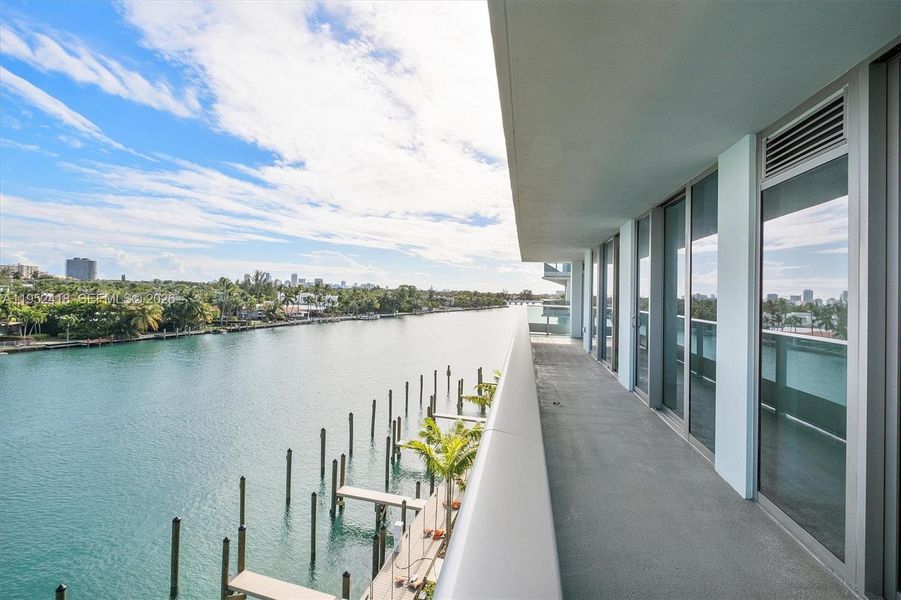 Condo located in Bay Harbor Islands, FL showcasing its design and architecture (Image 35). Condo located in Bay Harbor Islands, FL showcasing its design and architecture (Image 35).