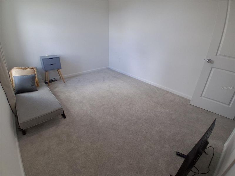 Spacious, unfurnished interior of a new home in Hunt Club Groves, Lake Wales (Image 22).