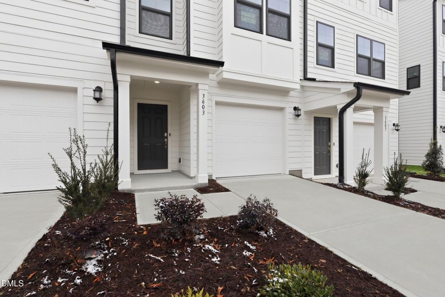 SUN_ElmGrove_Pic_Wyatt_Entrance_2of2 SUN_ElmGrove_Pic_Wyatt_Entrance_2of2