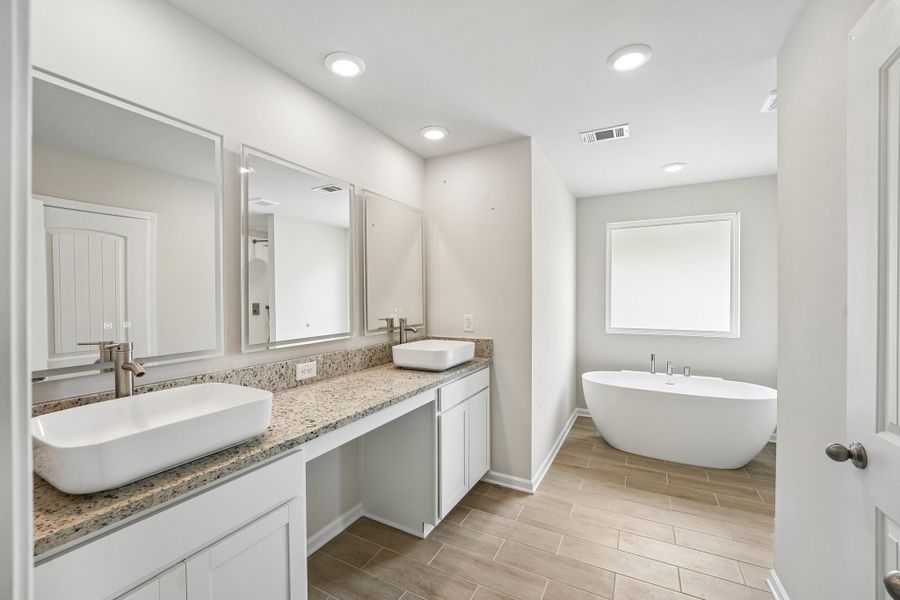 2,300sf New Home in Hogansville, GA.  - Slide 25