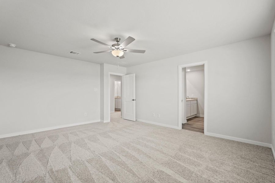 Spacious, unfurnished interior of a new home in Magnolia Springs, Montgomery (Image 18).