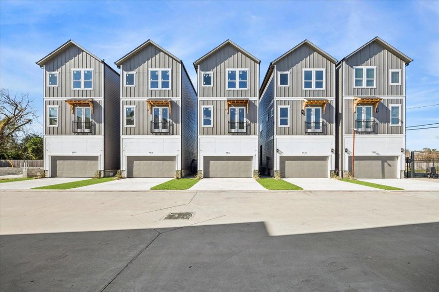 Front exterior of a new home in Paul Quinn Heights, Houston, TX, highlighting curb appeal (Image 28).
