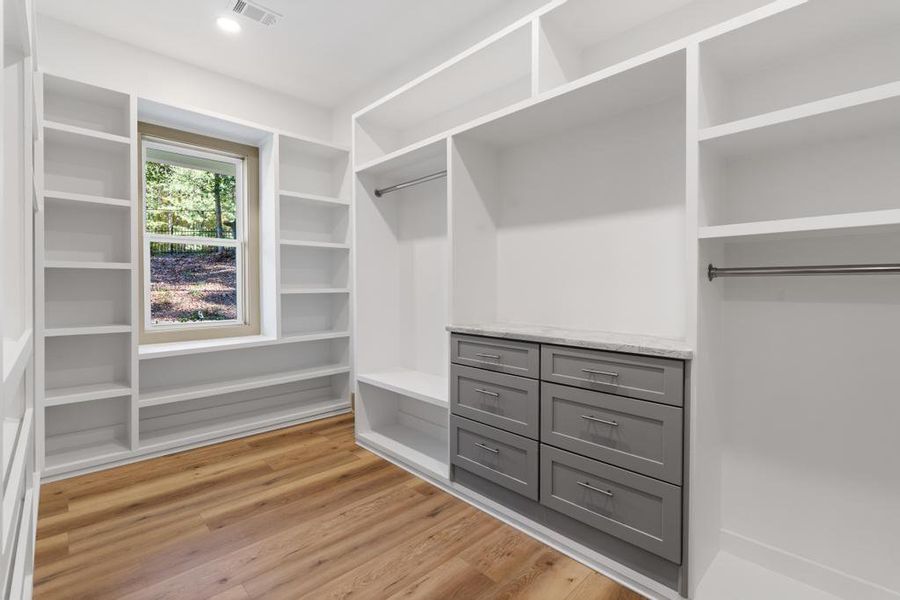 Spacious, unfurnished interior of a new home in , Peachtree Corners (Image 25). Spacious, unfurnished interior of a new home in , Peachtree Corners (Image 25).