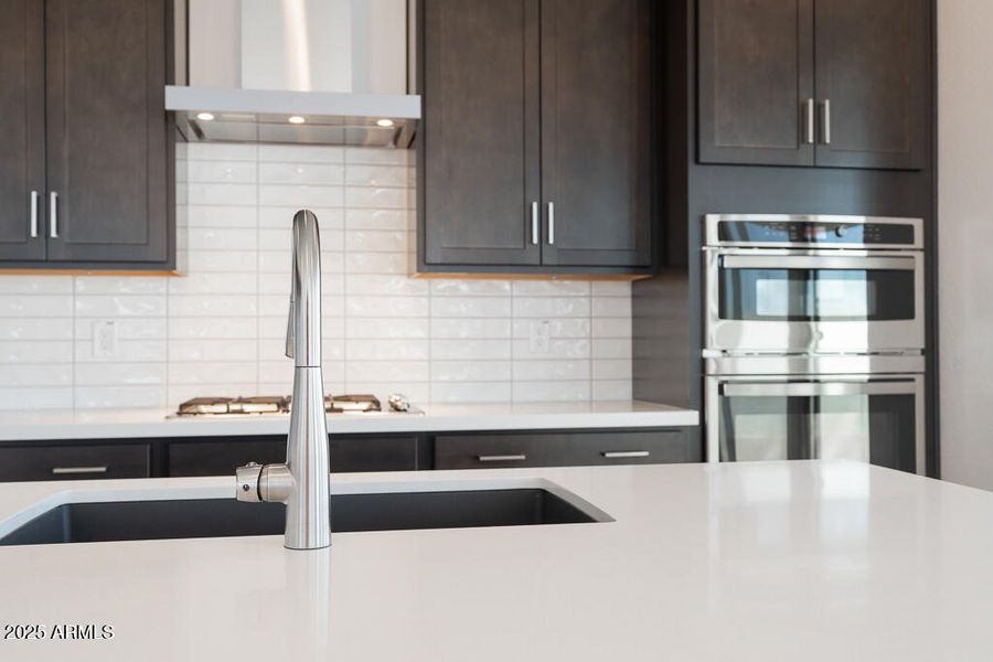 Tri Pointe Soleo 515 - Kitchen-1MLS Tri Pointe Soleo 515 - Kitchen-1MLS