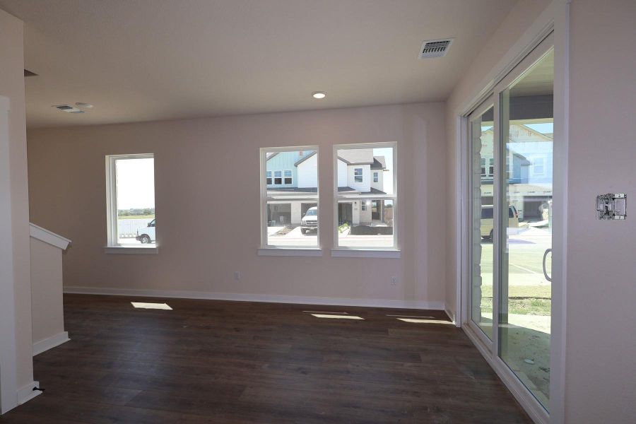 Spacious, unfurnished interior of a new home in Union Collection at Park Central, Georgetown (Image 12). Spacious, unfurnished interior of a new home in Union Collection at Park Central, Georgetown (Image 12).