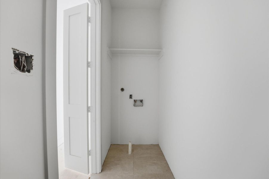 Laundry room conveniently located on second floor. Laundry room conveniently located on second floor.