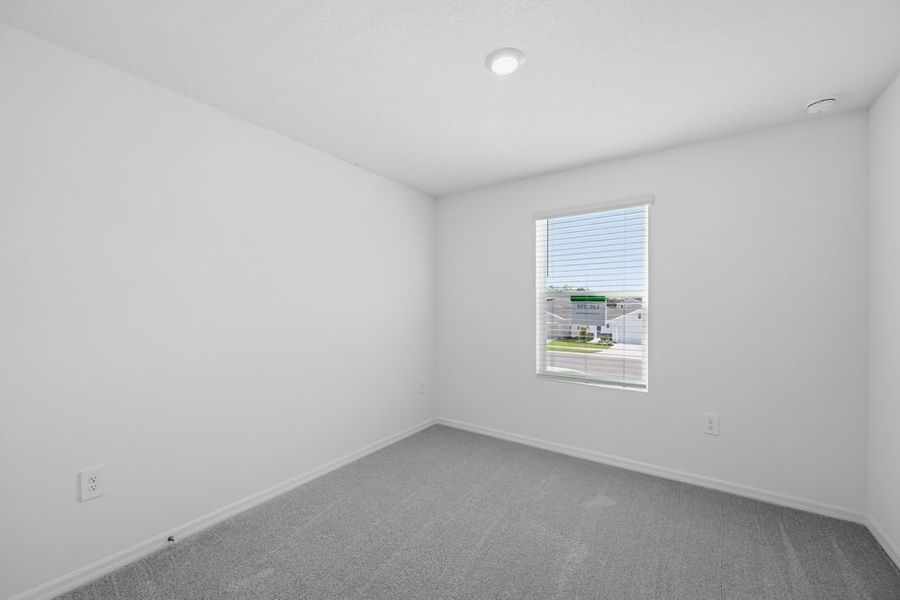 Spacious, unfurnished interior of a new home in Palm Wind, Hudson (Image 16).