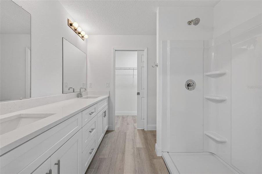 Furnished interior view inside a new home in , Orange City (Image 10).