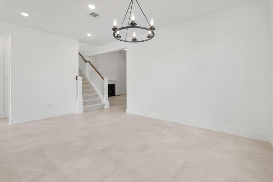 Spacious, unfurnished interior of a new home in Westland Ranch - 70' Homesites, League City (Image 34).