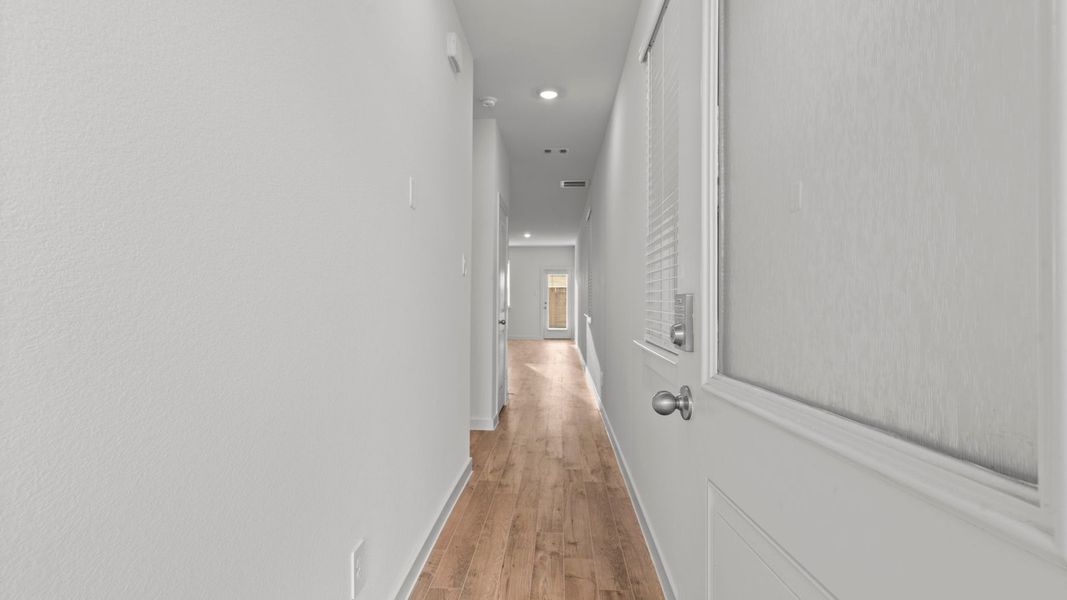 Spacious, unfurnished interior of a new home in Villarosa at Tamarron, Katy (Image 23).