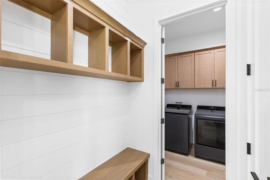 Furnished interior view inside a new home in , Yeehaw Junction (Image 12).