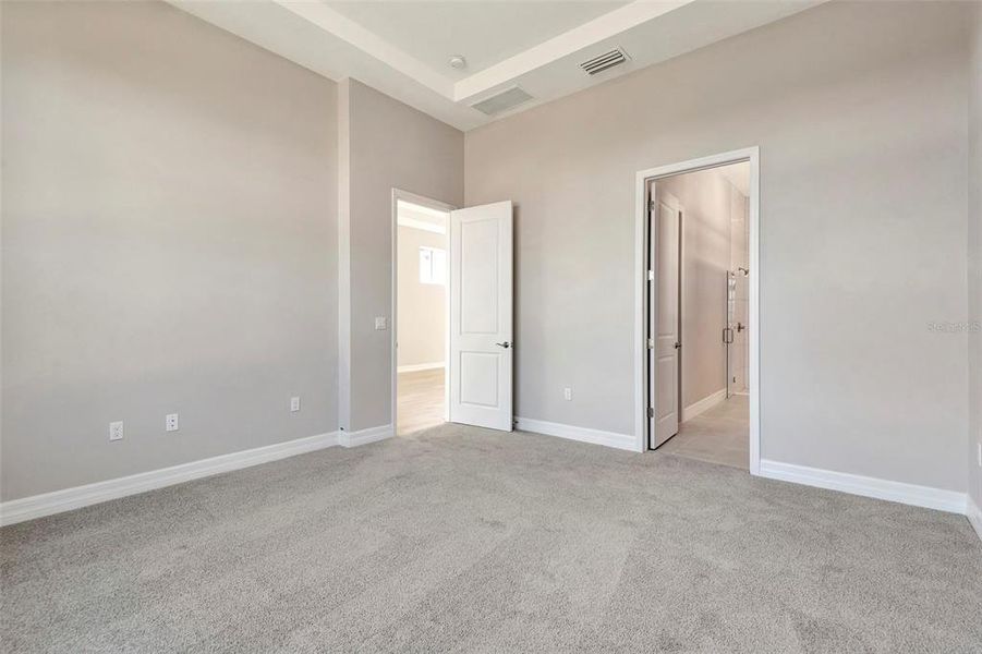 Spacious, unfurnished interior of a new home in The Reserve at Victoria, Deland (Image 44). Spacious, unfurnished interior of a new home in The Reserve at Victoria, Deland (Image 44).