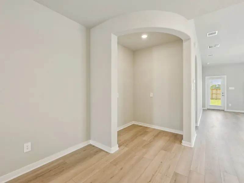 Spacious, unfurnished interior of a new home in Granger Pointe - Premier Series, Conroe (Image 21). Spacious, unfurnished interior of a new home in Granger Pointe - Premier Series, Conroe (Image 21).