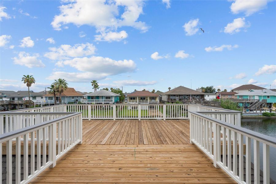 Exterior details and patio area of a home in , Bayou Vista (Image 28).