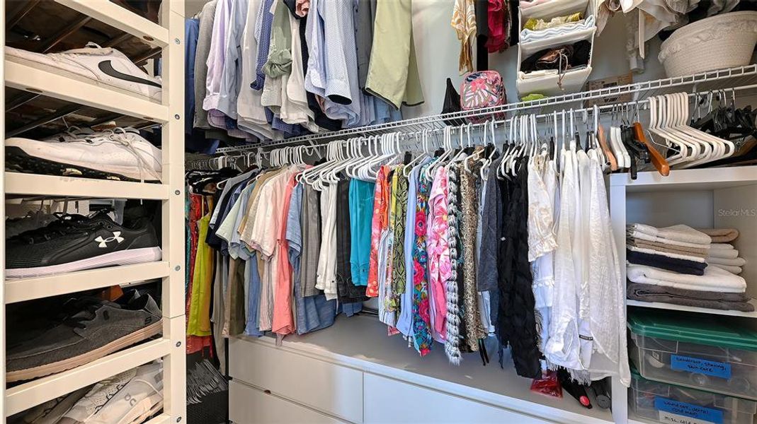 Close-up of interior finishes inside a home in , Bradenton (Image 20).