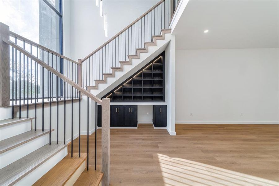 Spacious, unfurnished interior of a new home in , Dallas (Image 31).