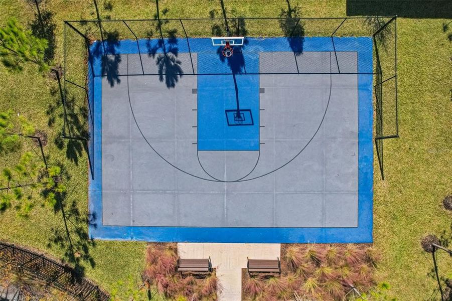 Community amenities in Park East: The Manors, Plant City (Image 54). Community amenities in Park East: The Manors, Plant City (Image 54).