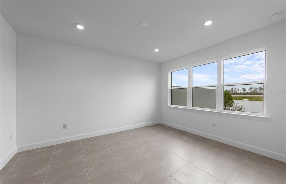 Spacious, unfurnished interior of a new home in Shores at Stillwater, Englewood (Image 16).