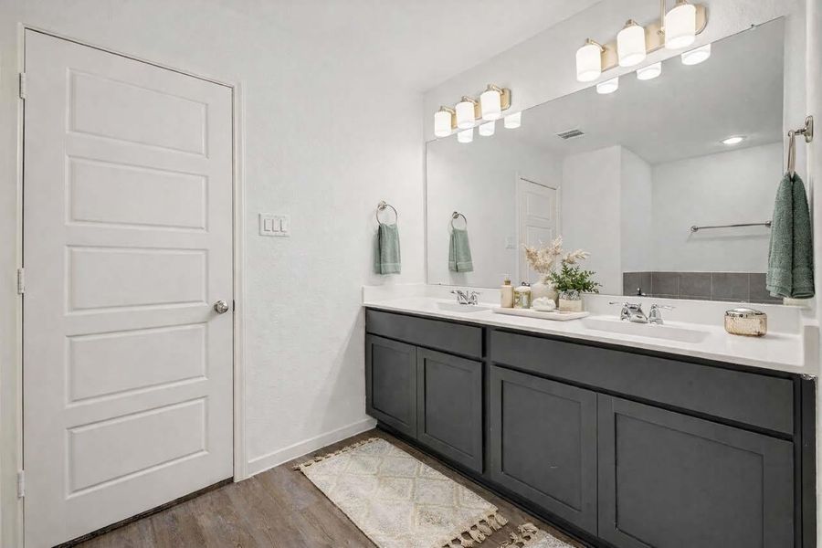 Furnished interior view inside a new home in Rollingbrook Estates, Baytown (Image 9).