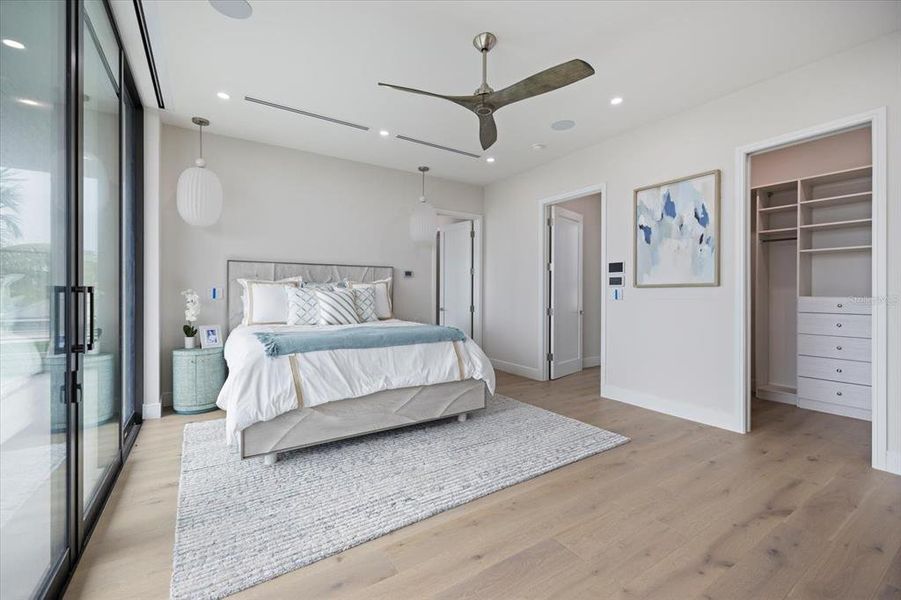 Furnished interior view inside a new home in , Longboat Key (Image 15).