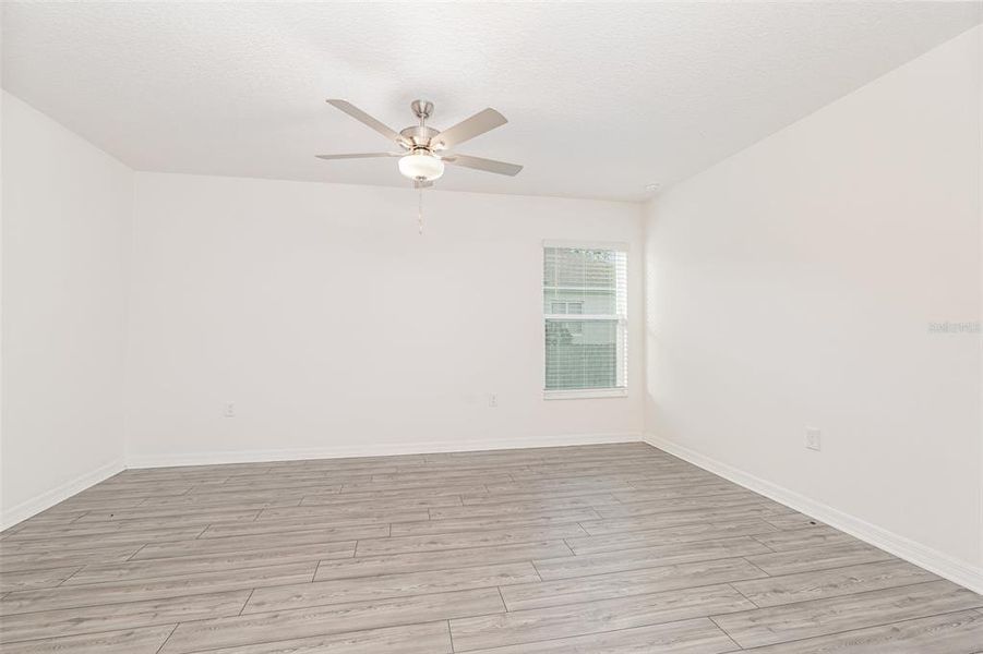 Spacious, unfurnished interior of a new home in , Palm Bay (Image 13).