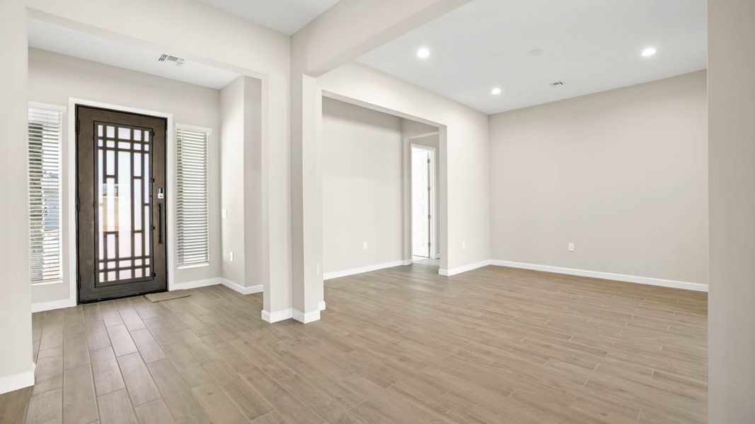 Spacious, unfurnished interior of a new home in Zanjero Pass, Waddell (Image 23).