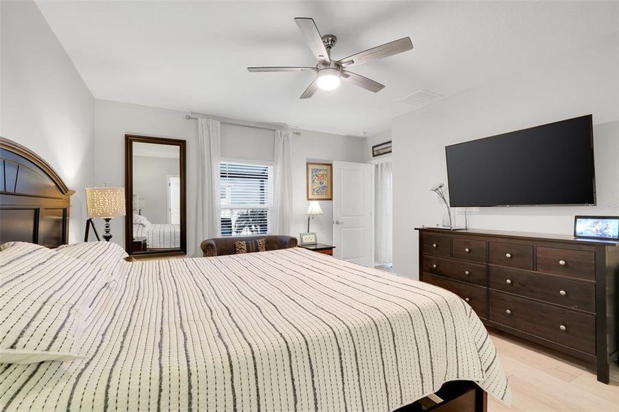 Furnished interior view inside a new home in , Clermont (Image 36). Furnished interior view inside a new home in , Clermont (Image 36).