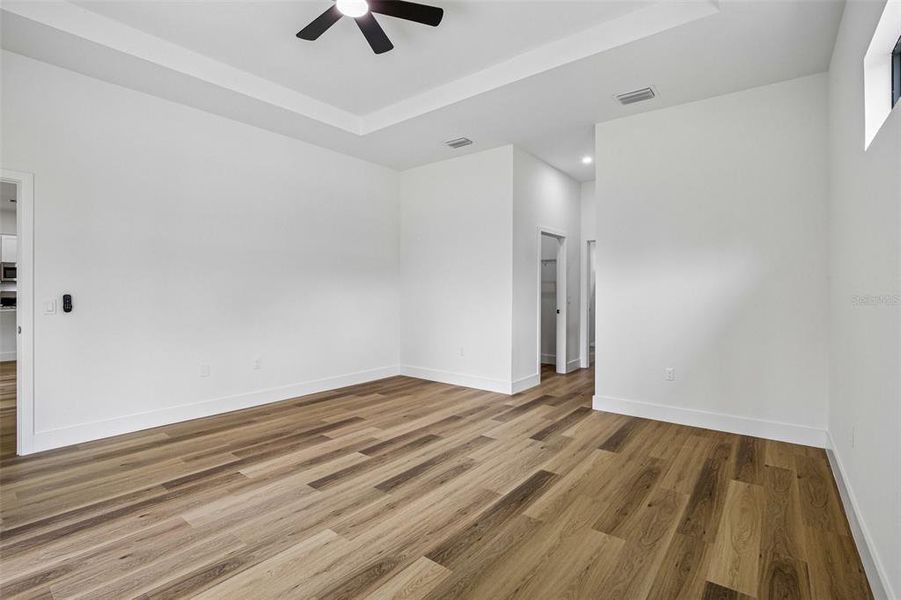 Spacious, unfurnished interior of a new home in , North Port (Image 42).