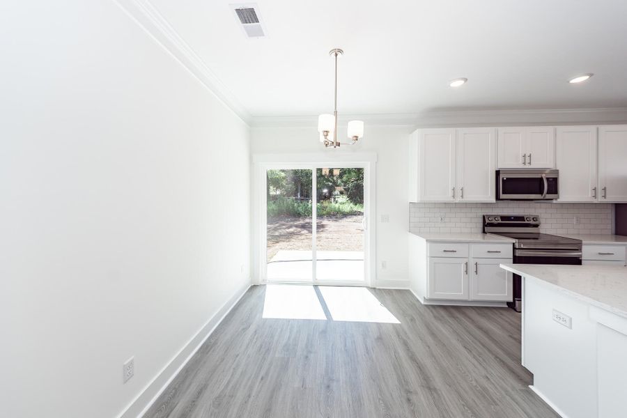 Image 38 of a home in .