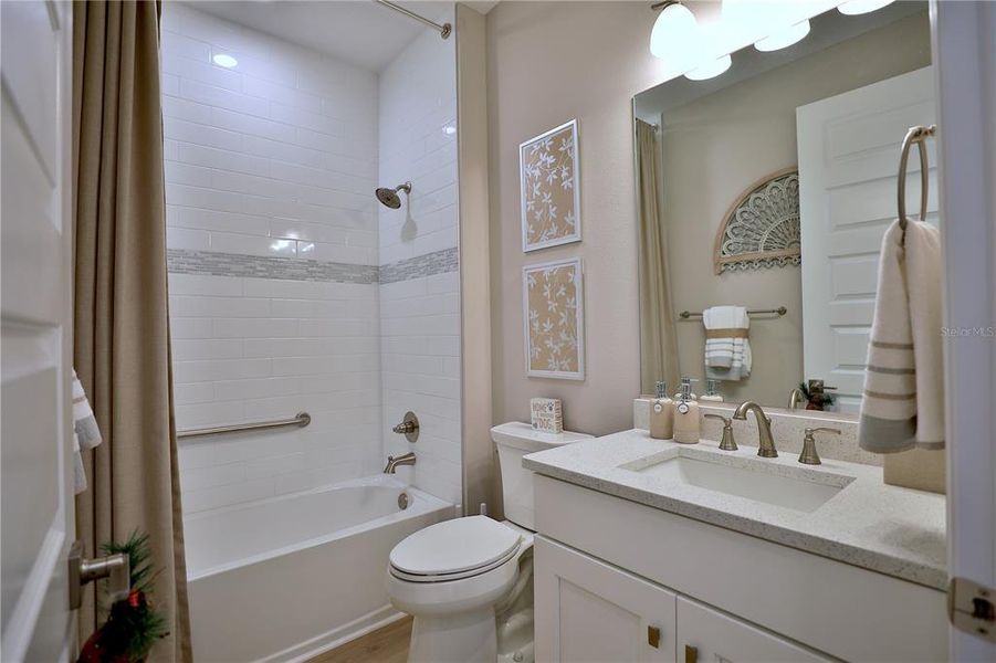 Furnished interior view inside a new home in , Ocala (Image 10).