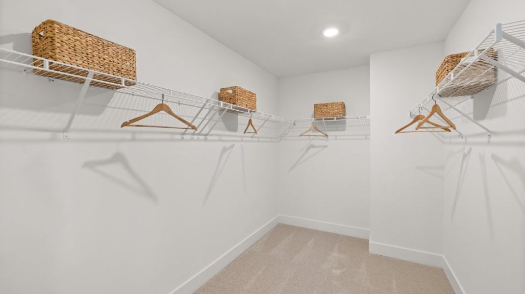 Walk-in closet with Wire Shelving