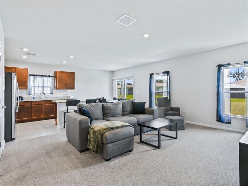 Furnished interior view inside a new home in , Sumterville (Image 15).