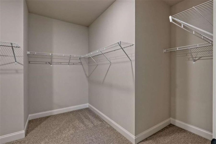 Spacious, unfurnished interior of a new home in , Clarkesville (Image 53).