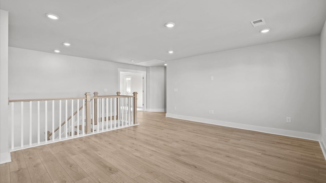 Furnished interior view inside a new home in Wells Crossing, Seneca (Image 22).