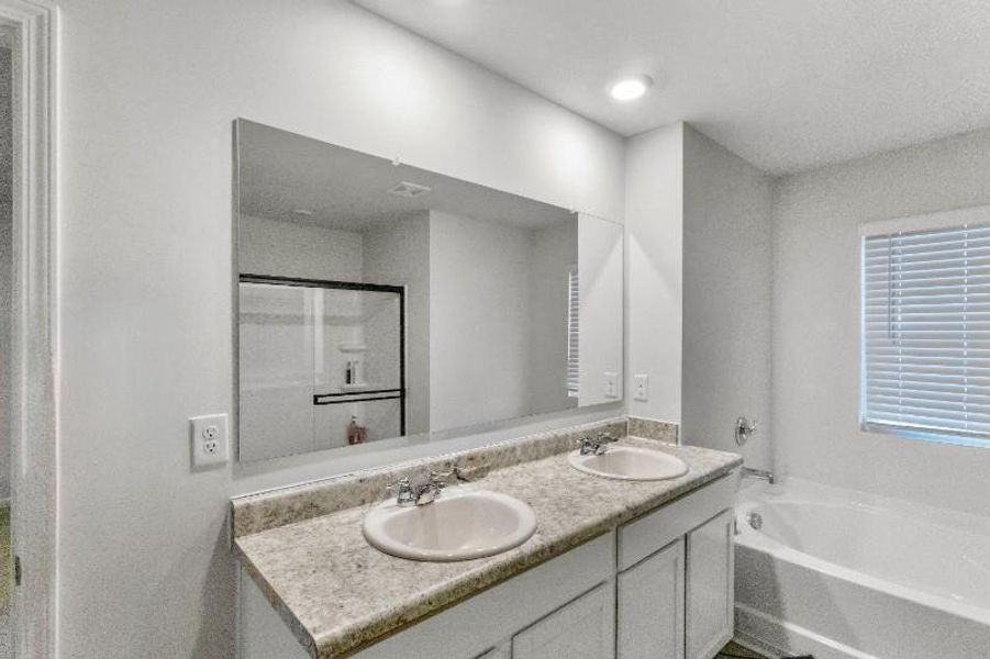 Furnished interior view inside a new home in , Dawsonville (Image 40).