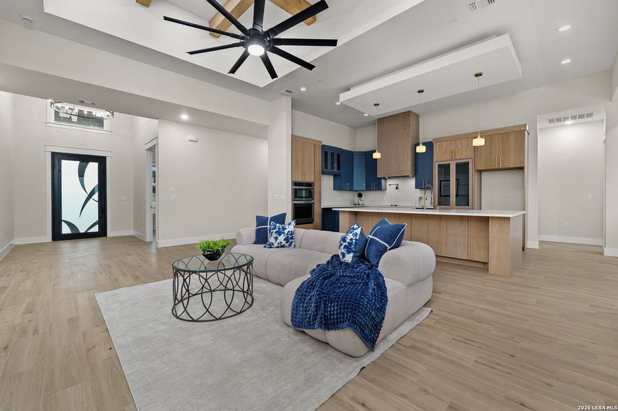 Furnished interior view inside a new home in , La Vernia (Image 34).