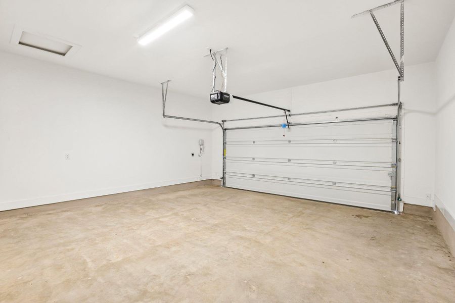 Spacious, unfurnished interior of a new home in Freedom at Anthem, Kyle (Image 33). Spacious, unfurnished interior of a new home in Freedom at Anthem, Kyle (Image 33).