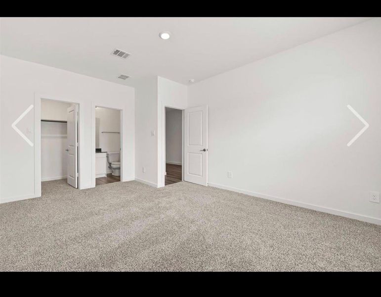 Spacious, unfurnished interior of a new home in Harvest Green, Richmond (Image 18).