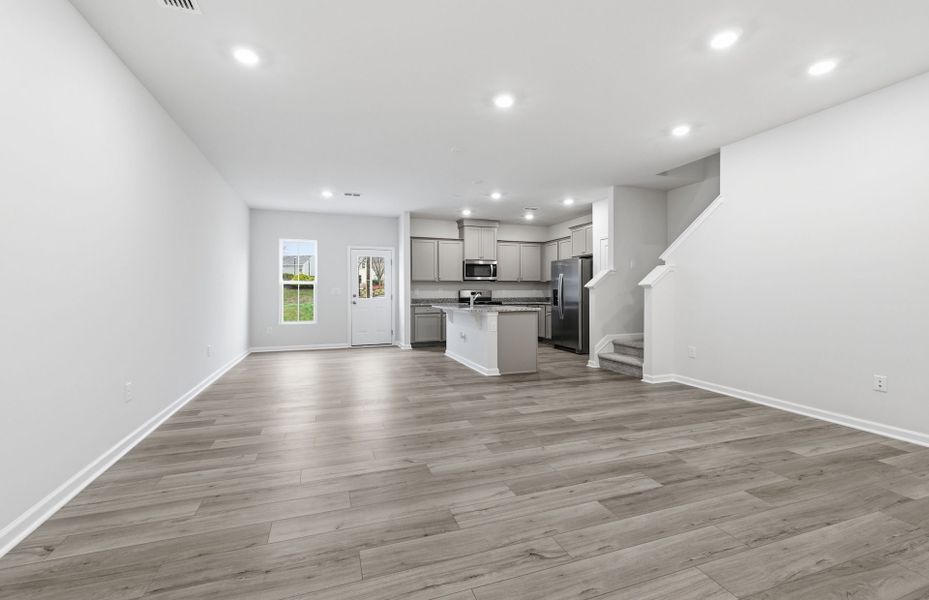 Spacious, unfurnished interior of a new home in Flemingfield, Greensboro (Image 25).