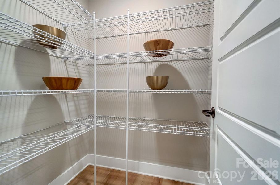 Walk in Pantry