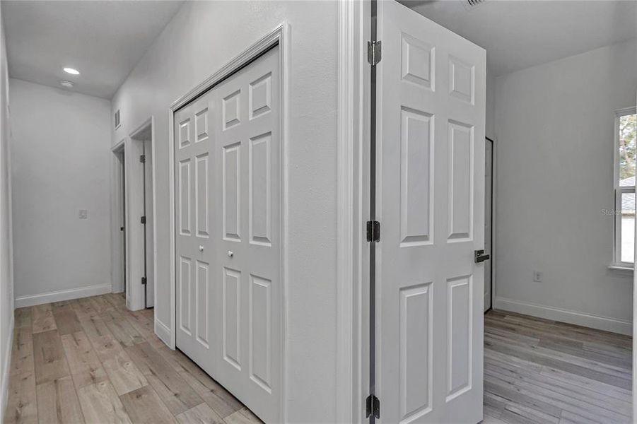 Spacious, unfurnished interior of a new home in , Citrus Springs (Image 35). Spacious, unfurnished interior of a new home in , Citrus Springs (Image 35).