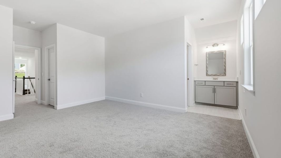 Spacious, unfurnished interior of a new home in Briargate, Fountain Inn (Image 30).