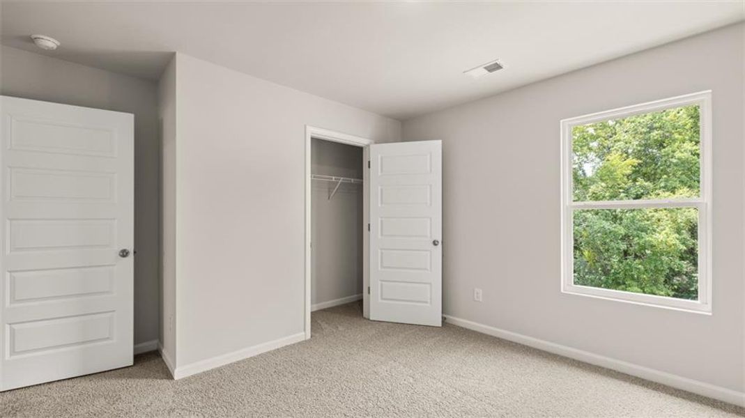 Spacious, unfurnished interior of a new home in Cedar Ridge - Locust Grove Station, Locust Grove (Image 28).