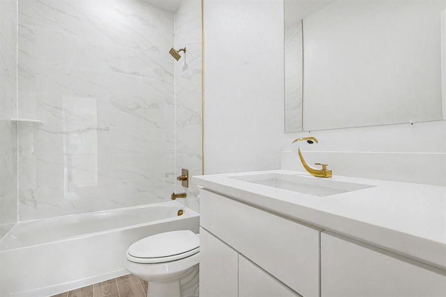 Furnished interior view inside a new home in , Dallas (Image 13). Furnished interior view inside a new home in , Dallas (Image 13).