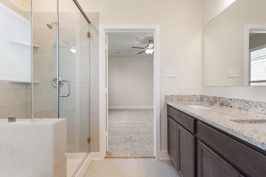 Furnished interior view inside a new home in , Brenham (Image 7).