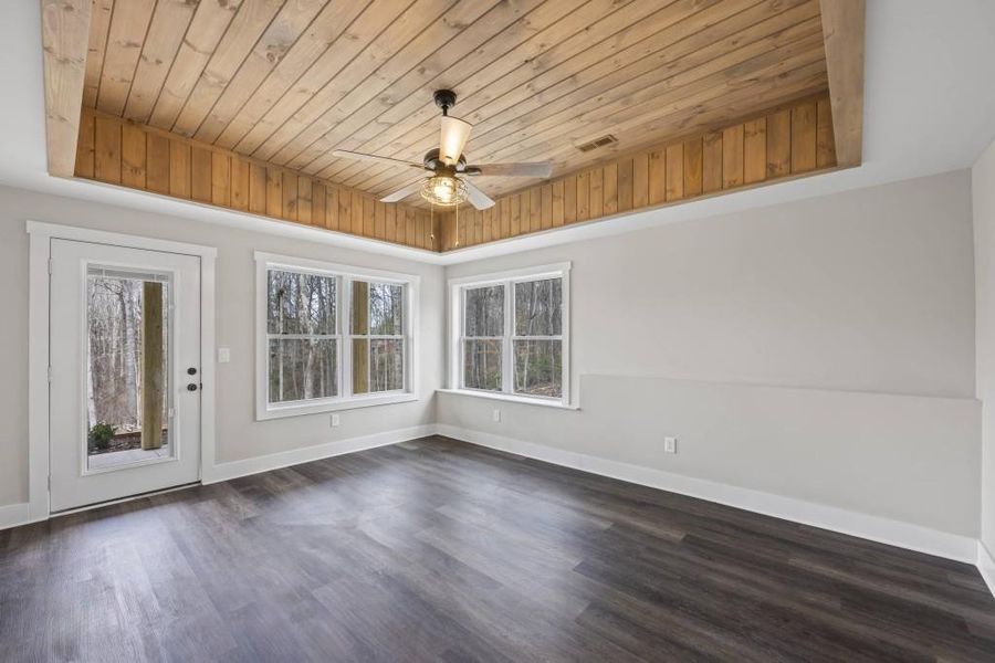 Spacious, unfurnished interior of a new home in , Lavonia (Image 15).