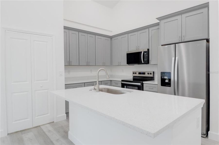 Furnished interior view inside a new home in , Ocala (Image 5).