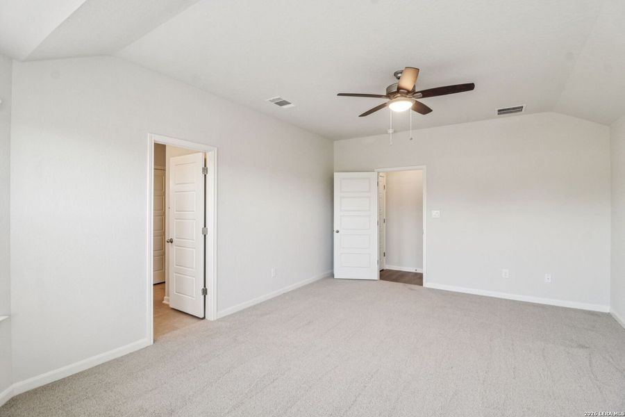 Spacious, unfurnished interior of a new home in Kallison Ranch, San Antonio (Image 31).