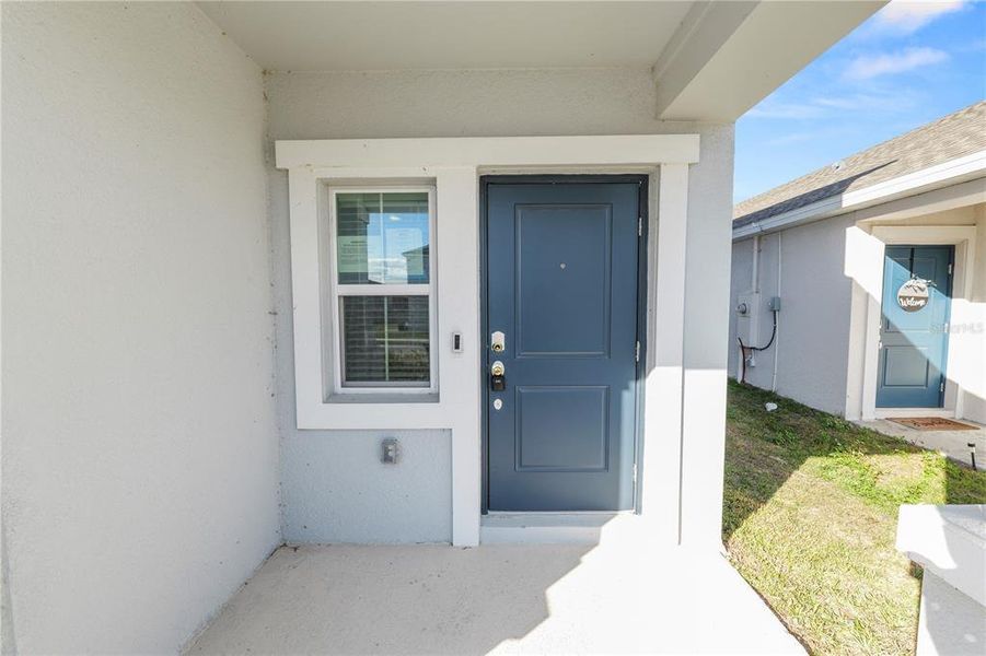 Exterior details and patio area of a home in Ranches at Lake McLeod, Eagle Lake (Image 20).