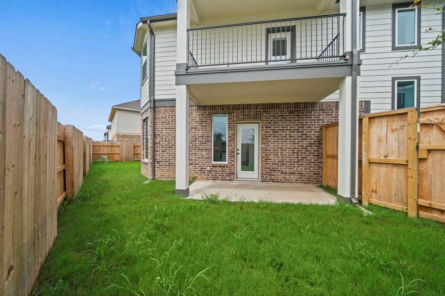 Exterior details and patio area of a home in , Katy (Image 21).